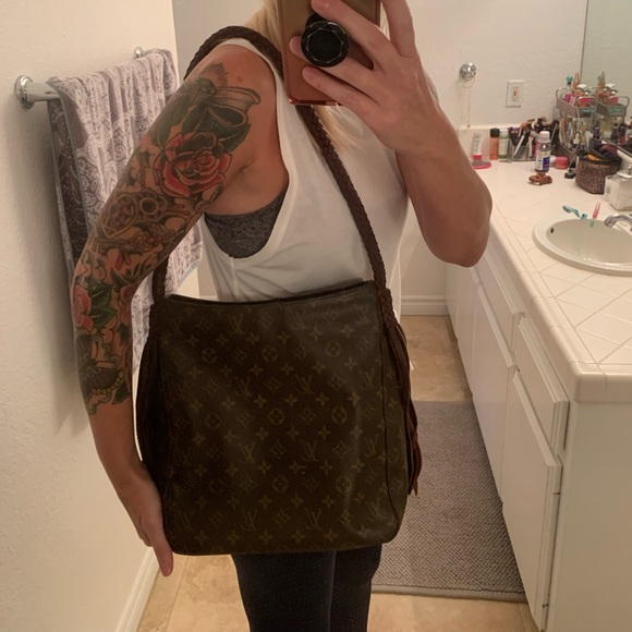 (Vintage Boho Bags) Authentic Louis Vuitton - Picture 12 of 15